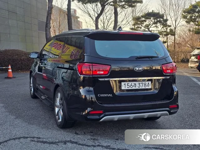 Kia The New Carnival id 3681946 из Кореи 13