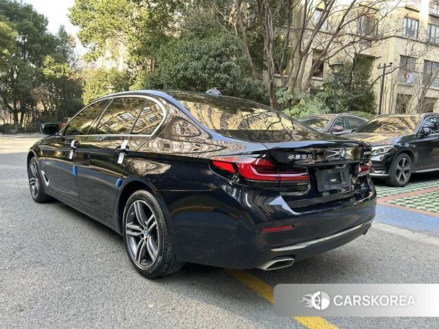 BMW 5 series 2023 Черный из Китая, фото 4