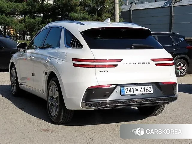 Genesis GV70 id 3359364 из Кореи 13