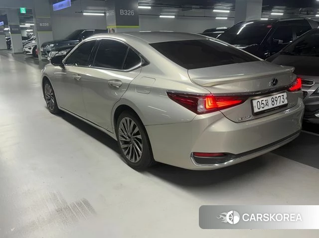 Lexus ES300h 7th generation id 4638093 из Кореи 9