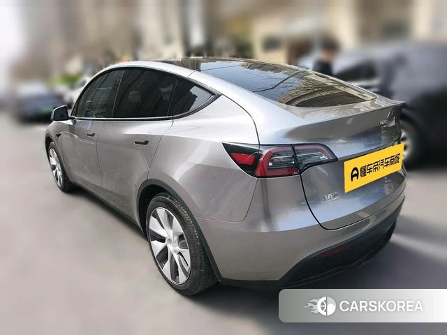 Tesla Model Y 2023 Темно-серый из Китая, фото 3