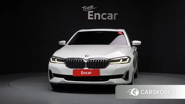 BMW 5 Series (G30) id 3696553 из Кореи 13