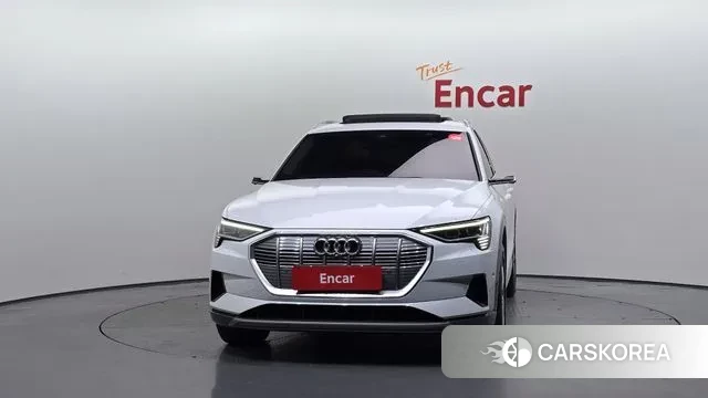 Audi e-Tron id 3218921 из Кореи 13