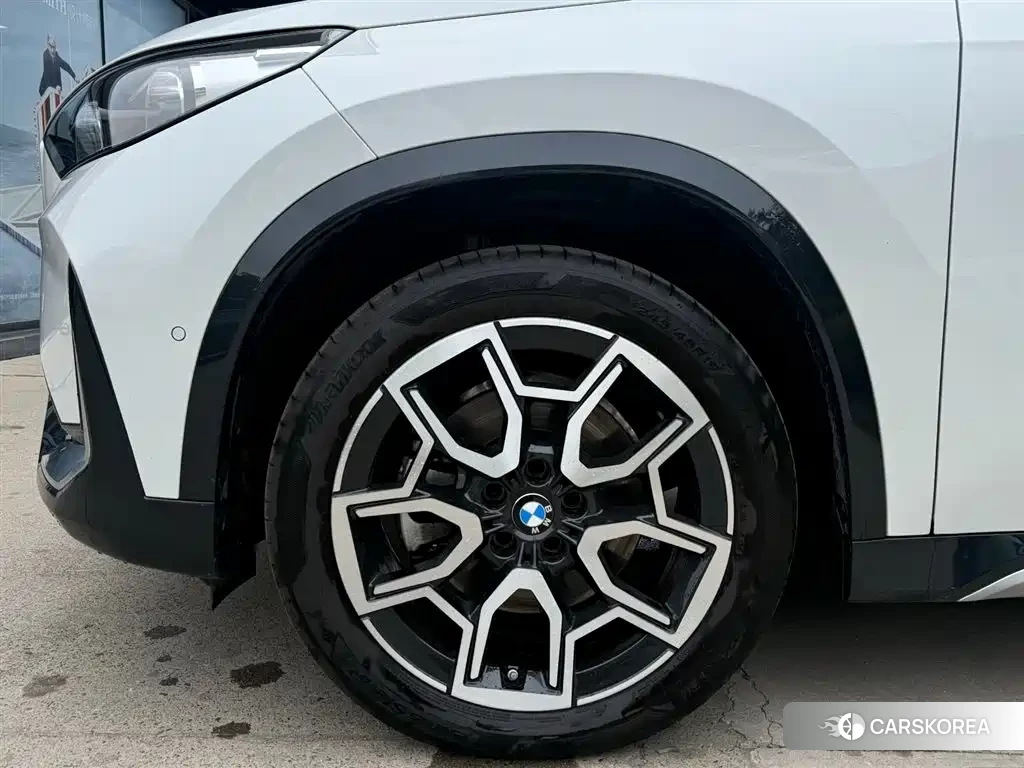 BMW X1 id 4578330 из Китая 9