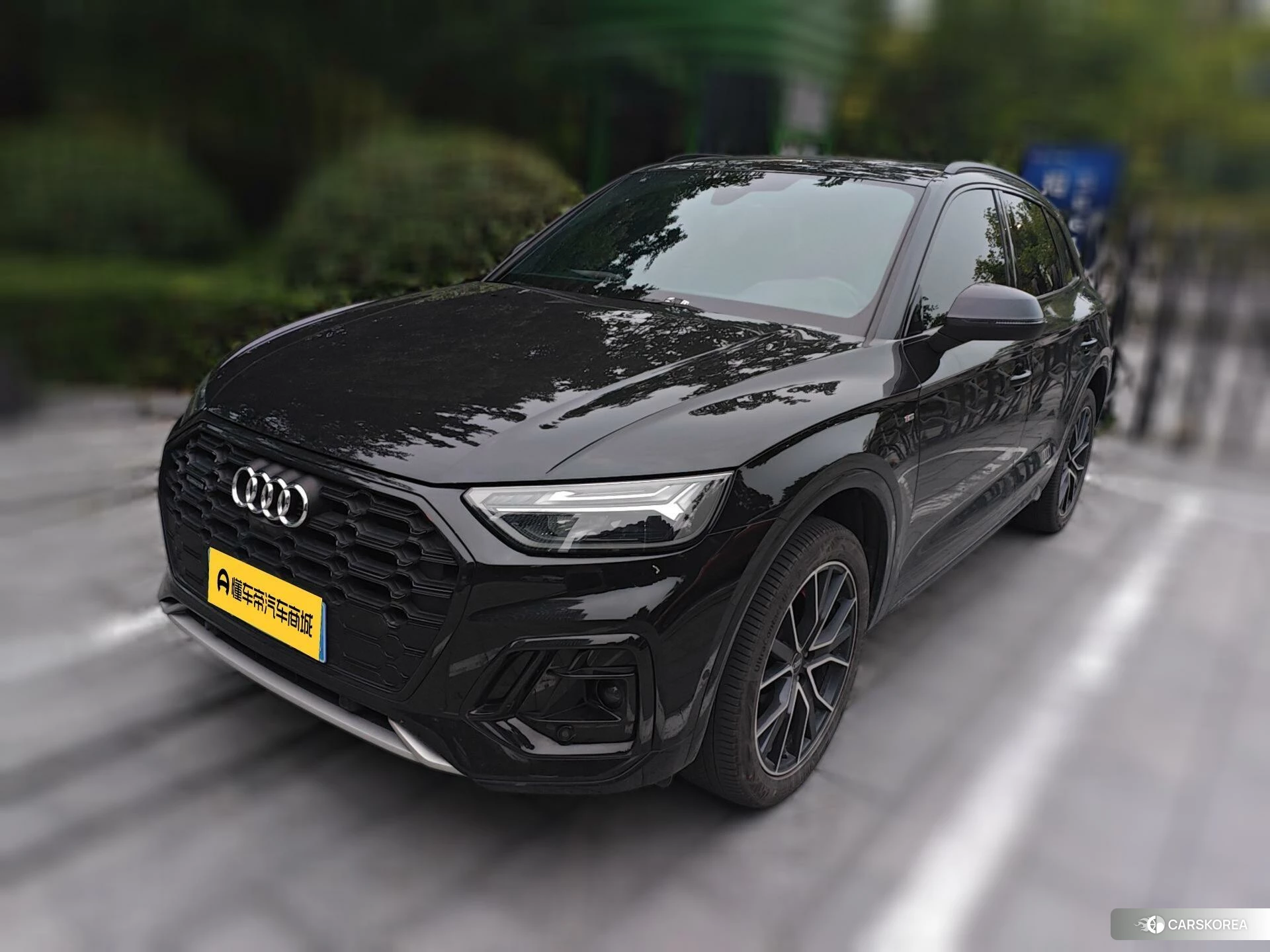 Audi Q5L id 4510811 из Китая 14