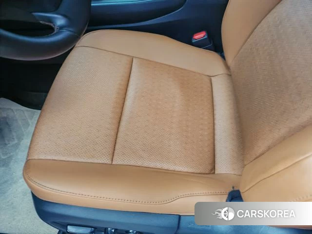 Lexus UX id 4262009 из Китая 8