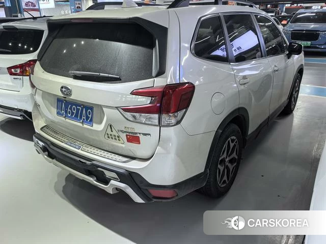 Subaru FORESTER Forester 2018 Белый из Китая, фото 3