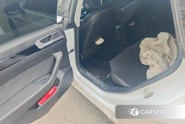 Volkswagen CC id 4298191 из Китая 10
