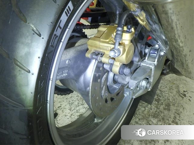 Honda CB400SF id 4184245 из Японии 23