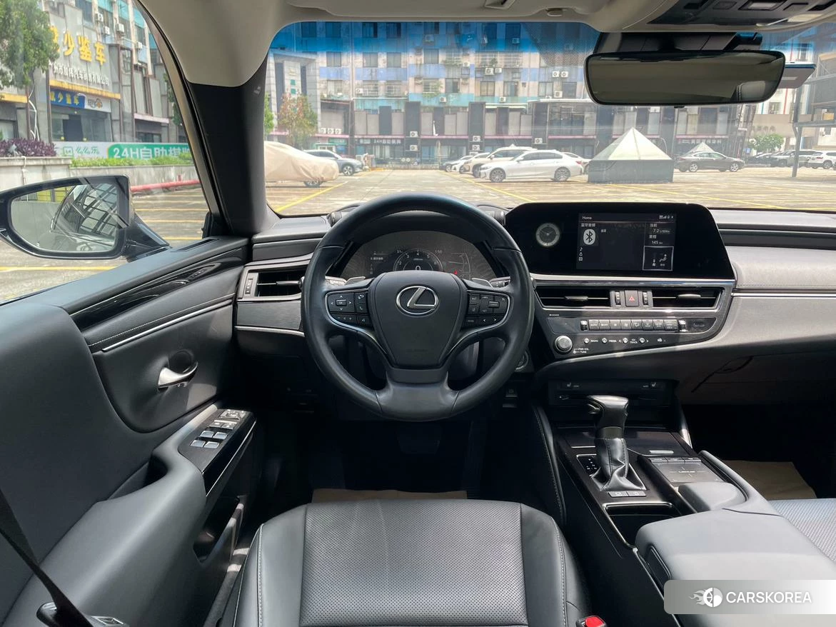 Lexus ES id 4486504 из Китая 22