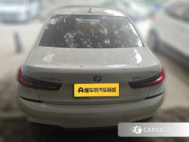 BMW 3 series 2022 Белый из Китая, фото 3