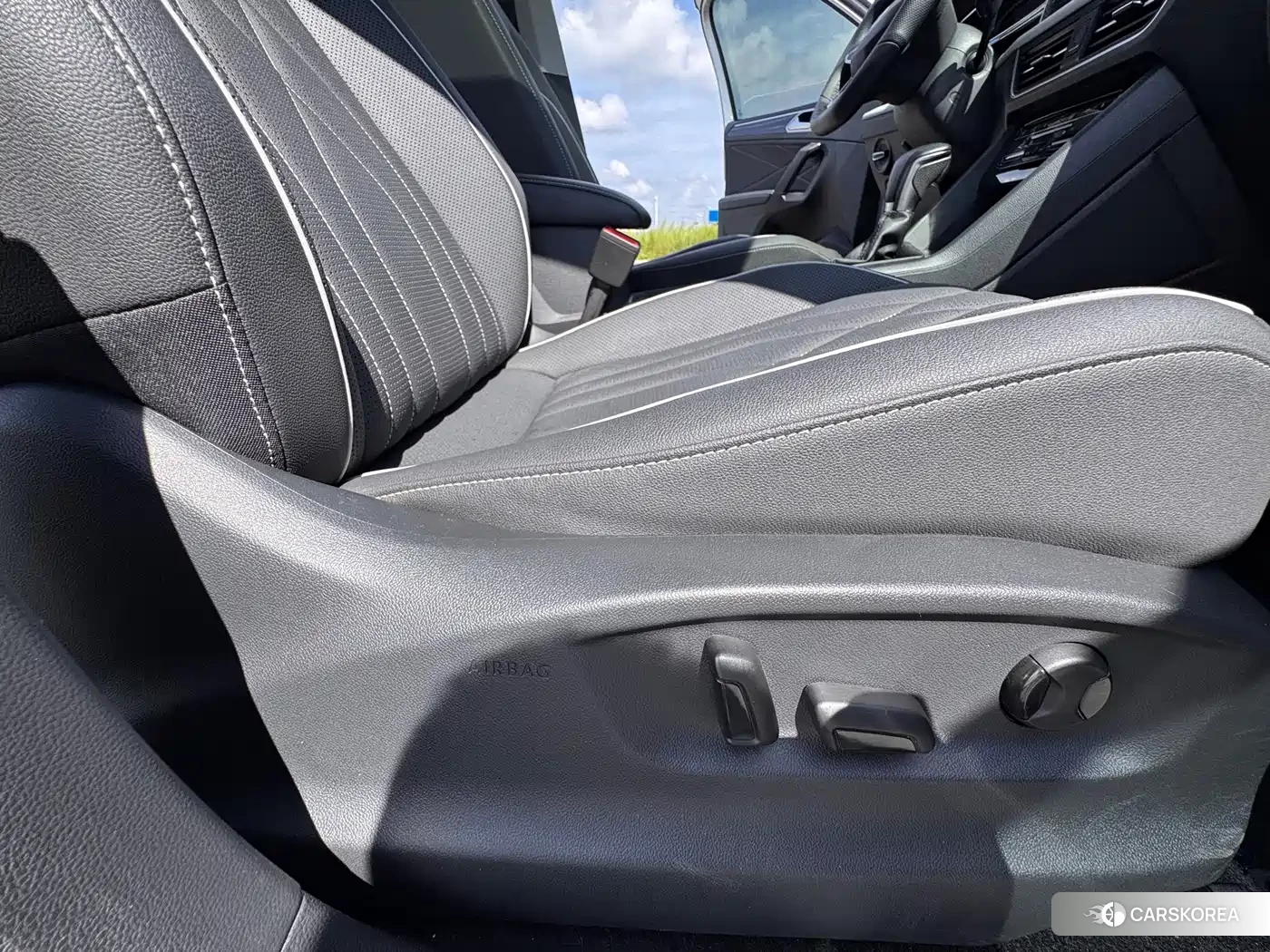 Volkswagen Tiguan L id 4669294 из Китая 17
