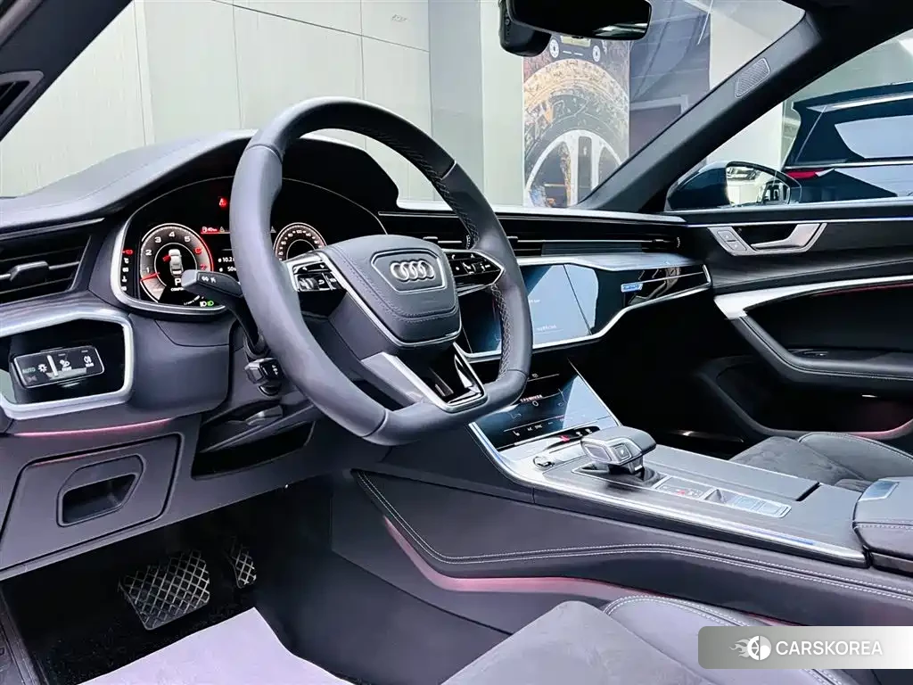 Audi A6L id 4576500 из Китая 8
