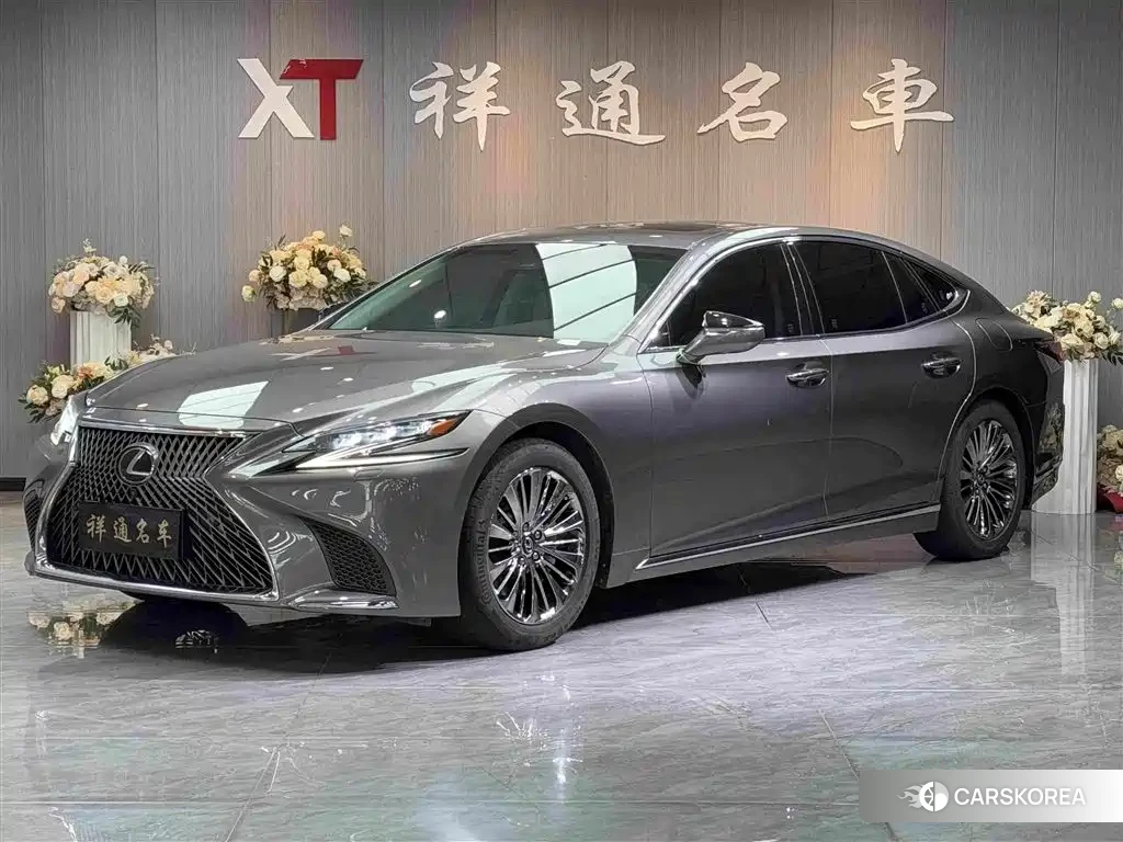 Lexus LS id 4654548 из Китая 17