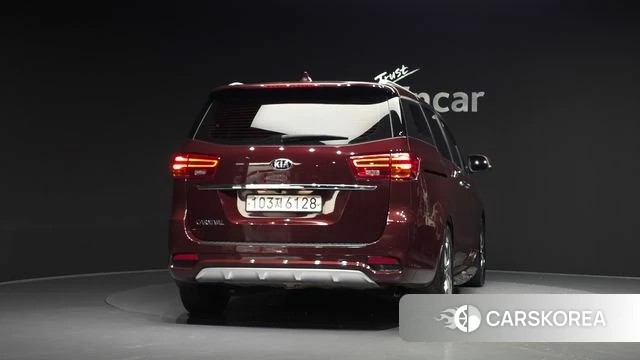 Kia The New Carnival id 4895012 из Кореи 23