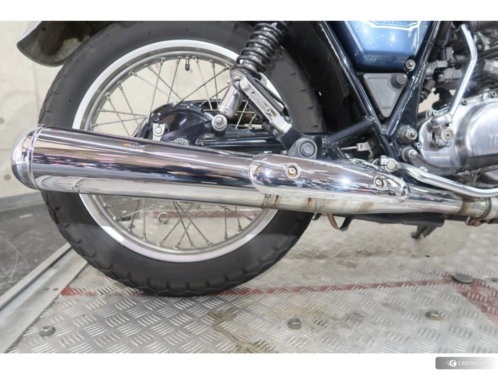 Yamaha SR 400 id 3946388 из Японии 23