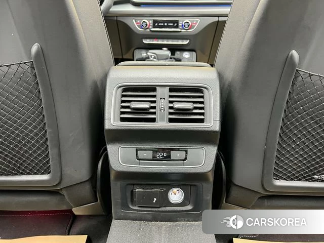 Audi Q5L id 4297770 из Китая 23
