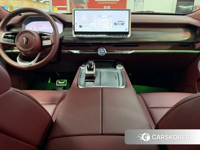 Tank 700 Hi4-T 2025 Темно-серый из Китая, фото 3