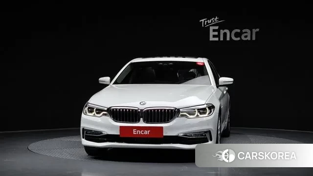 BMW 5 Series (G30) id 3045562 из Кореи 13