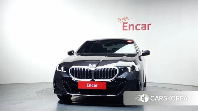 BMW 5 Series (G60) id 3745679 из Кореи 13