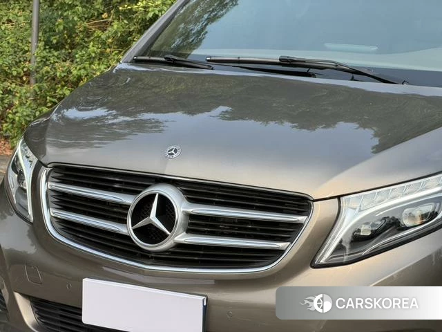 Mercedes-Benz V-class id 4222328 из Китая 18
