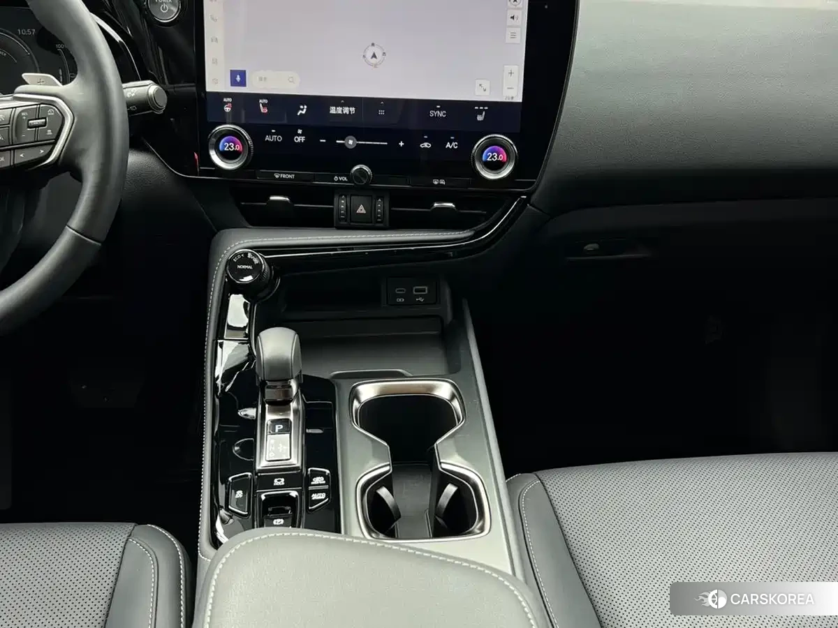 Lexus NX New Energy id 4546113 из Китая 11