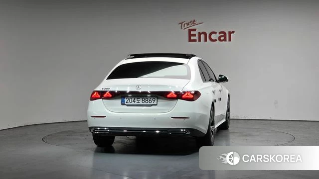 Mercedes-Benz E-Class W214 id 3952661 из Кореи 13