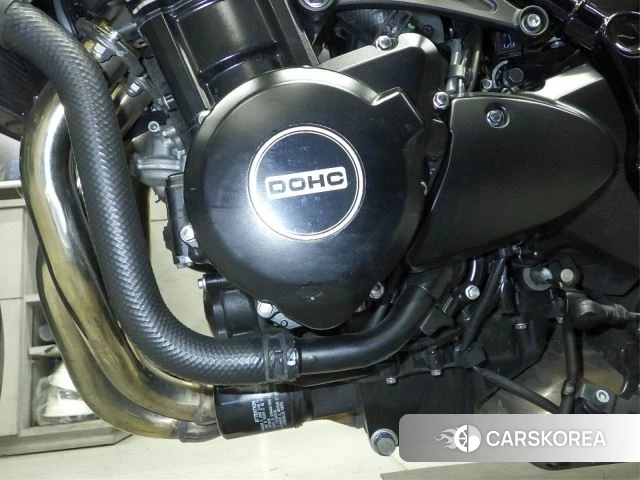 Engine photo