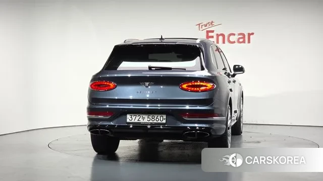 Bentley Bentayga id 3373506 из Кореи 13