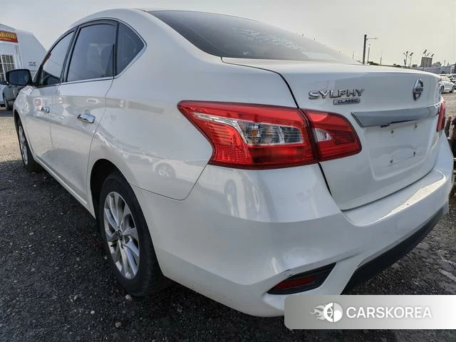Nissan Xuan Yi 2022 Белый из Китая, фото 3