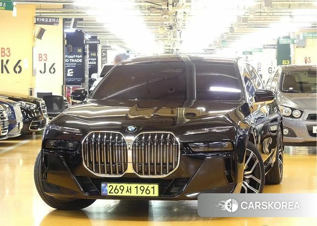 BMW 7 Series (G70) id 4560033 из Кореи 13