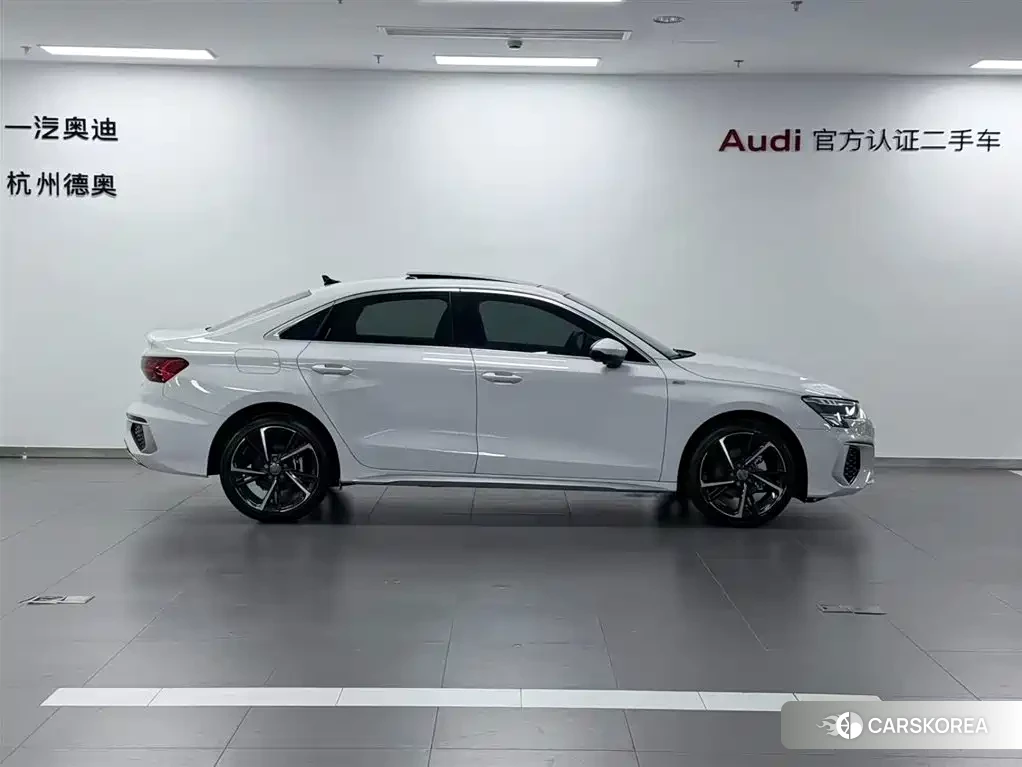Audi A3 2022 Белый из Китая, фото 3