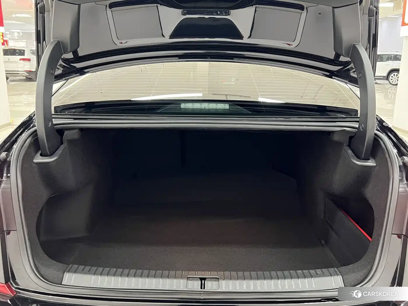 Volkswagen Passat id 4622632 из Китая 11