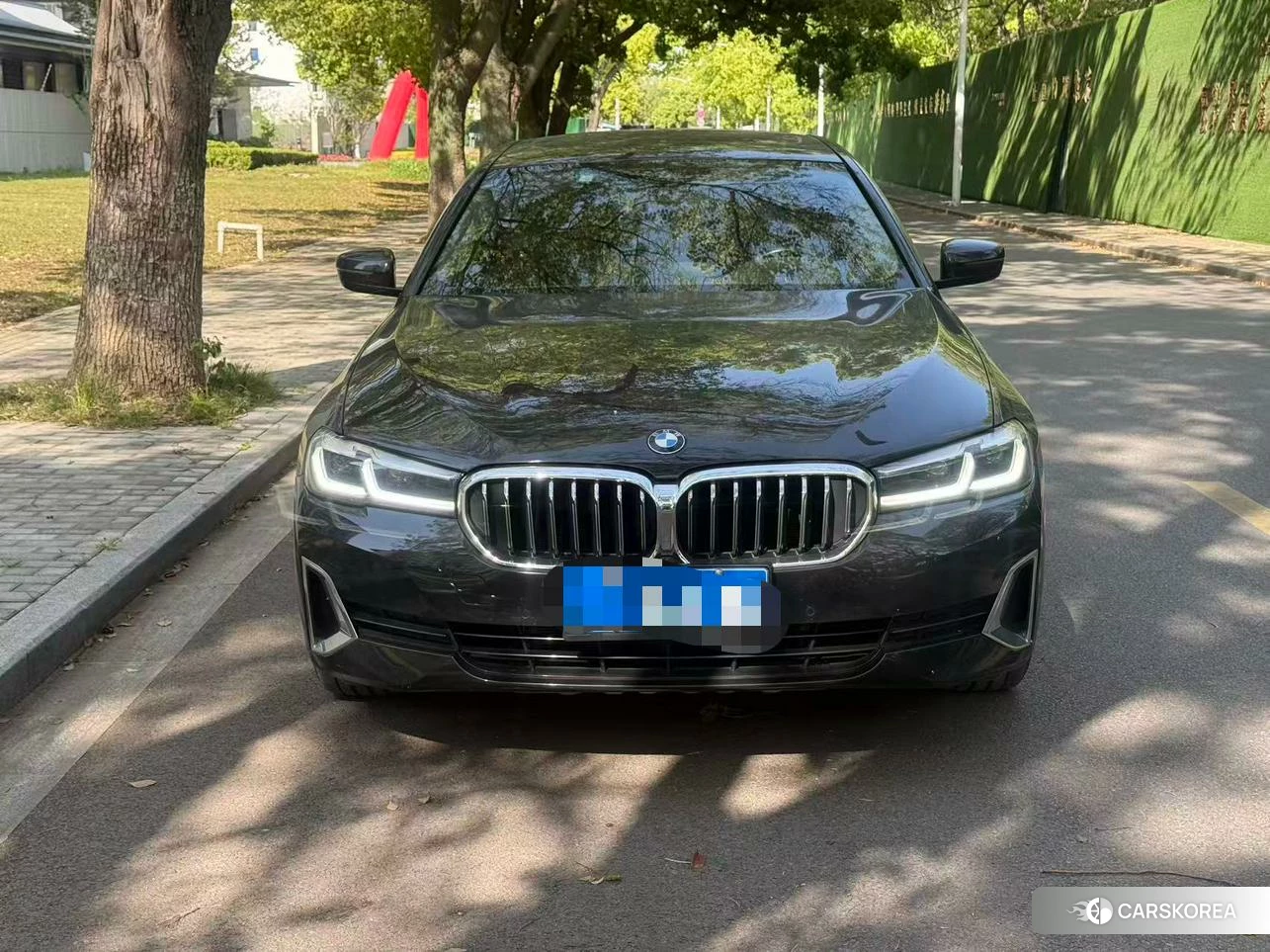 BMW 5 series 2020 Черный из Китая, фото 4