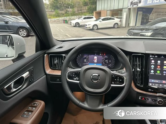 Volvo XC60 id 4213291 из Китая 14