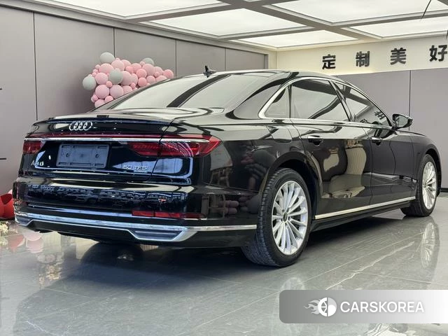 Audi A8 2021 Черный из Китая, фото 3