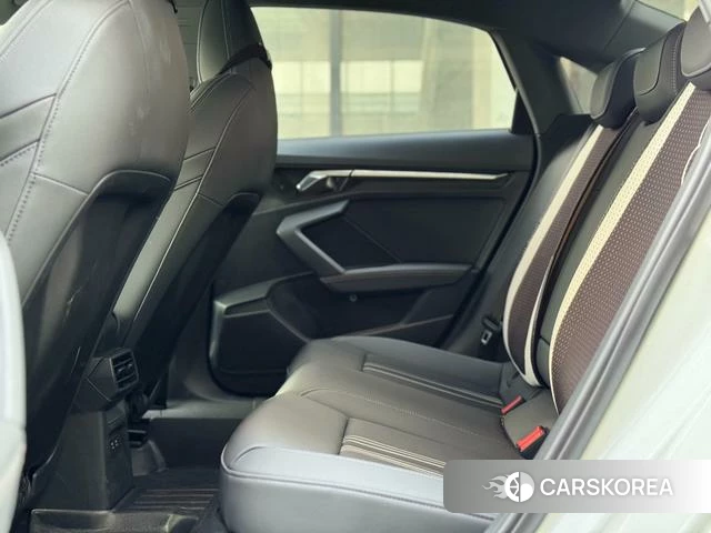Audi A3 2021 Белый из Китая, фото 3