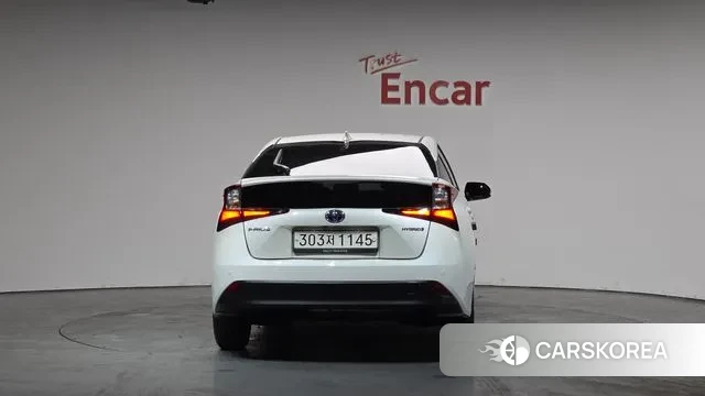 Toyota Prius 4th Generation id 3728092 из Кореи 13