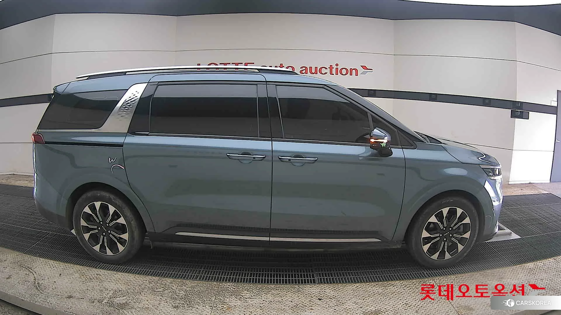 Kia Carnival id 3888400 из Кореи 23