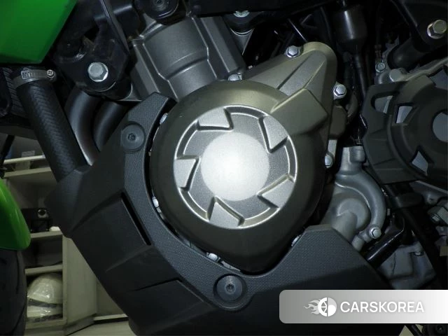 Engine photo