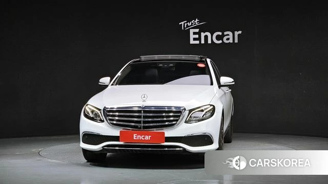 Mercedes-Benz E-Class W213 id 4410999 из Кореи 23