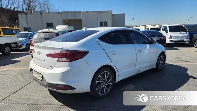 Hyundai The New Avante AD id 3718458 из Кореи 11