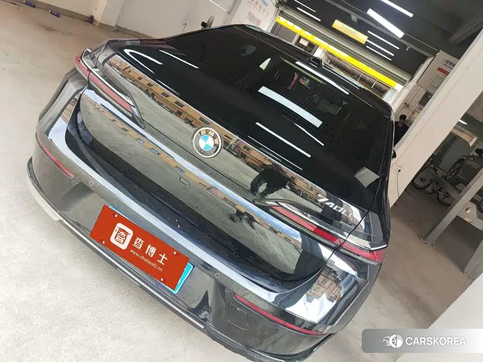 BMW 7 series 2023 Черный из Китая, фото 3