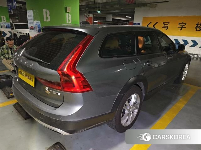 Volvo V90 2018 Синий из Китая, фото 3