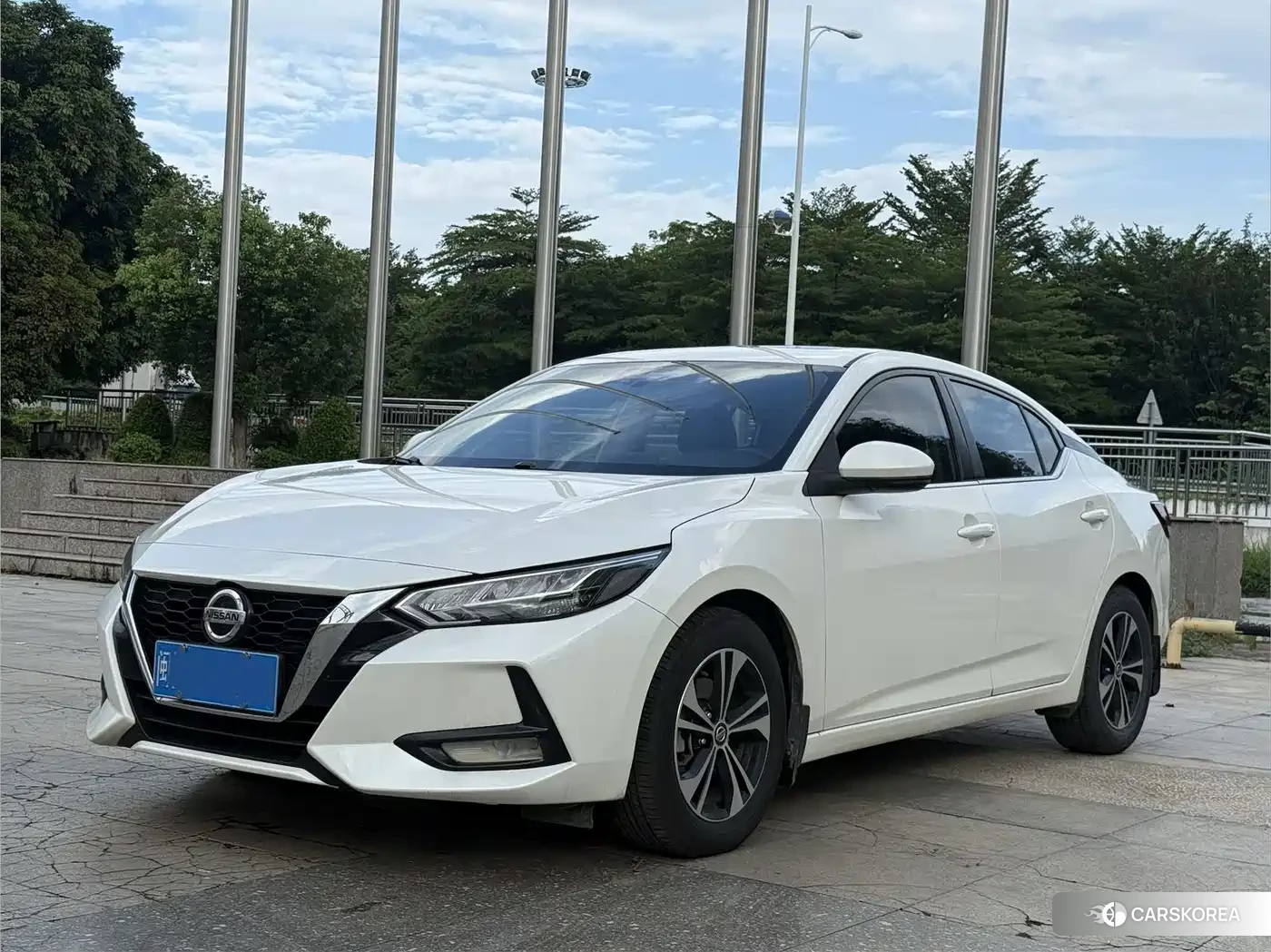 Nissan Sylphy 2021 Белый из Китая, фото 3
