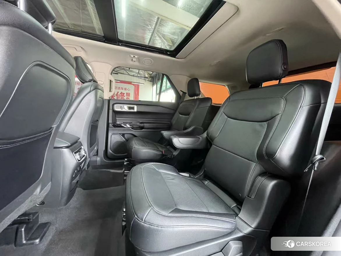 Ford Explorer 2020 Черный из Китая, фото 3