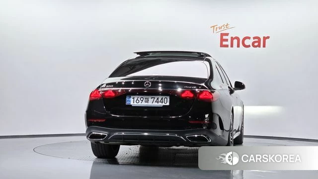 Mercedes-Benz E-Class W214 id 4456321 из Кореи 23