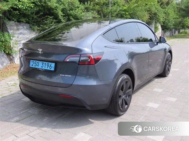 Tesla Model Y id 3502057 из Кореи 13