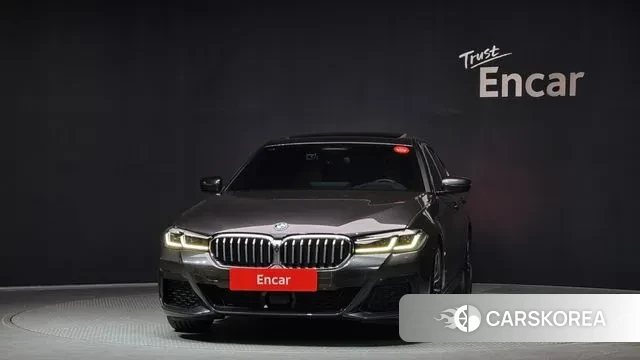 BMW 5 Series (G30) id 3342074 из Кореи 13