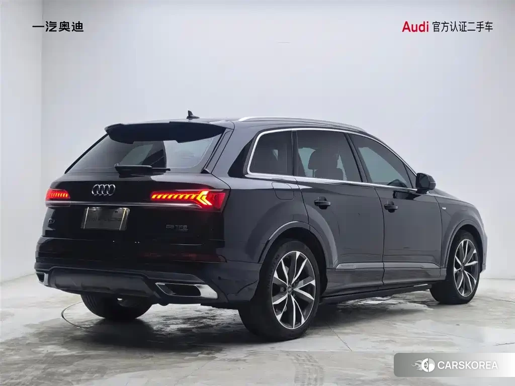 Audi Q7 id 4601728 из Китая 21